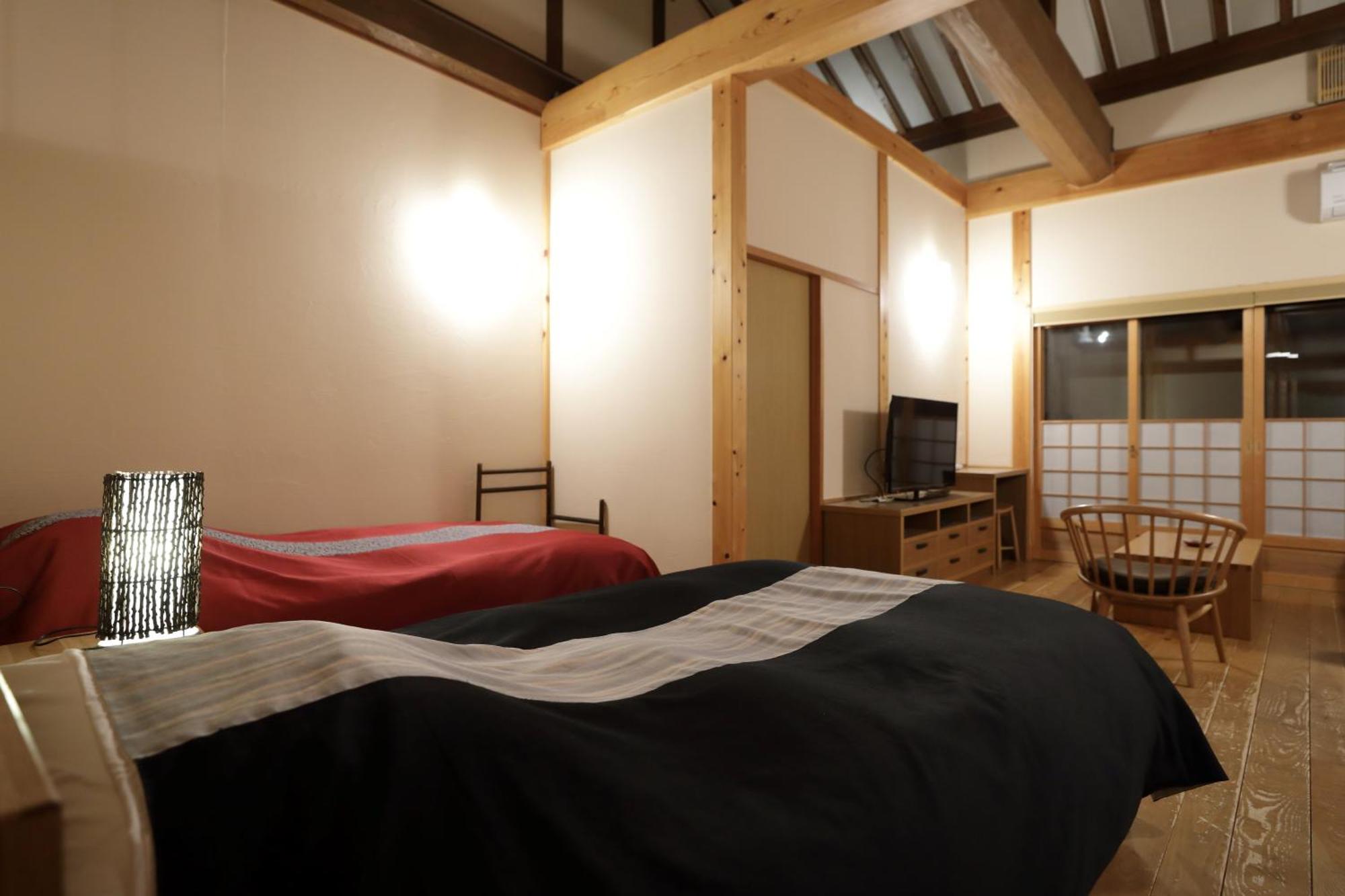 Miyama Ouan Kyoritsu Resort Такаяма Экстерьер фото A room at a ryokan