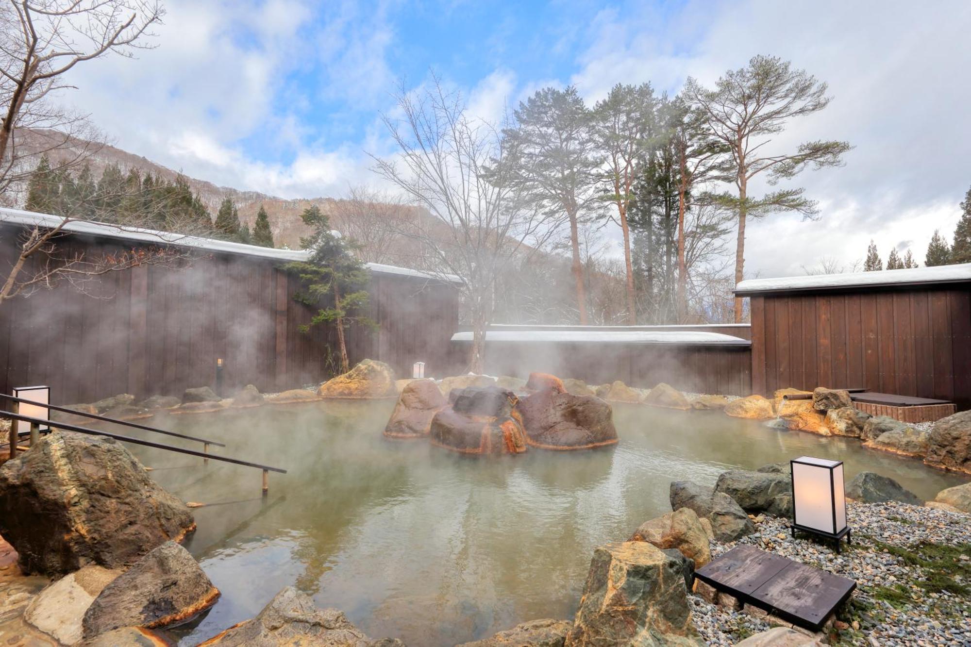 Miyama Ouan Kyoritsu Resort Такаяма Экстерьер фото Onsen