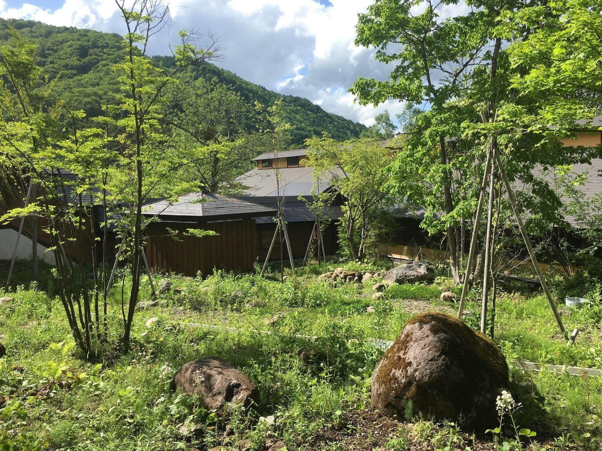 Miyama Ouan Kyoritsu Resort Такаяма Экстерьер фото The village of Ōuchi-shuku