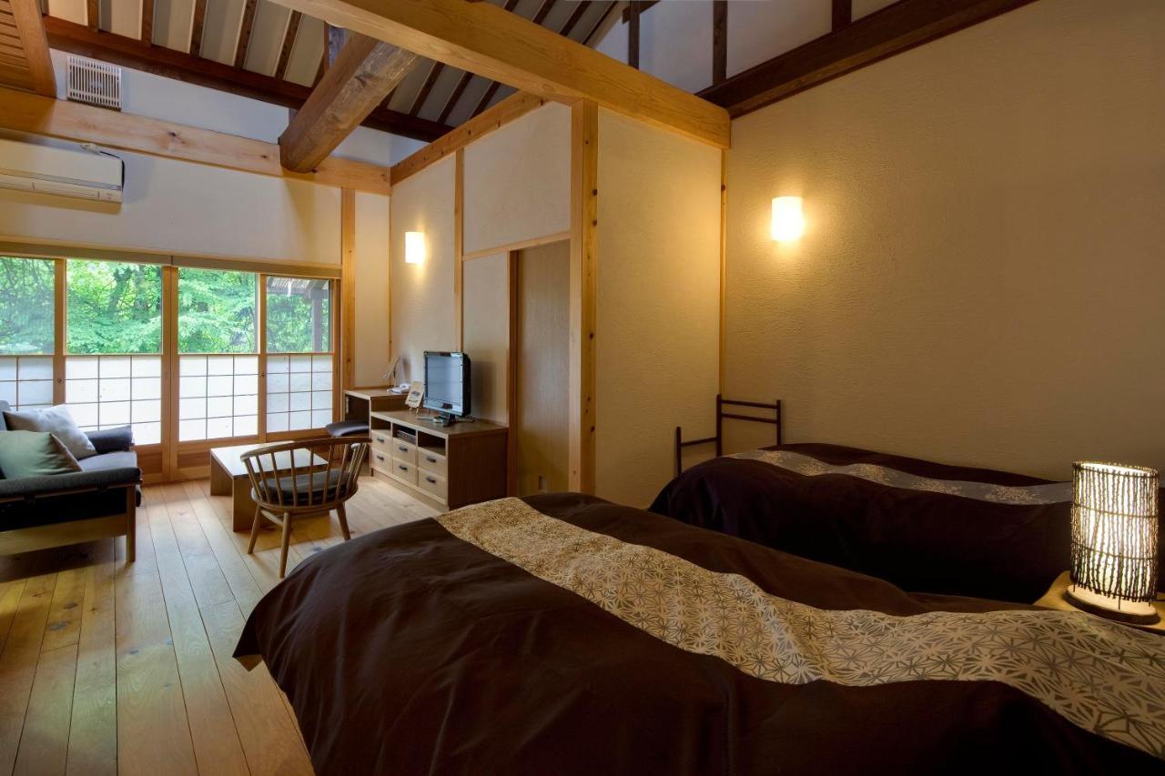 Miyama Ouan Kyoritsu Resort Такаяма Экстерьер фото A room at the Hoshino Resorts Karuizawa Hida